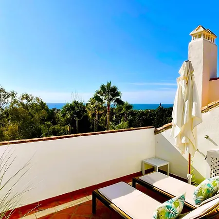 Luxury Penthouse With Sea Views In Golden Mile, Puente Area * Marbella