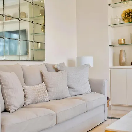 Luxury Penthouse With Sea Views In Golden Mile, Puente Area Apartment Marbella