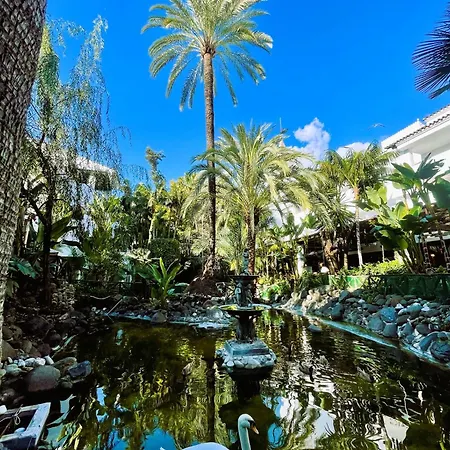 Apartment Luxury Penthouse With Sea Views In Golden Mile, Puente Area