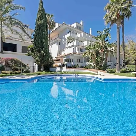 Luxury Penthouse Sea Views In Puente Area, Golden Mile